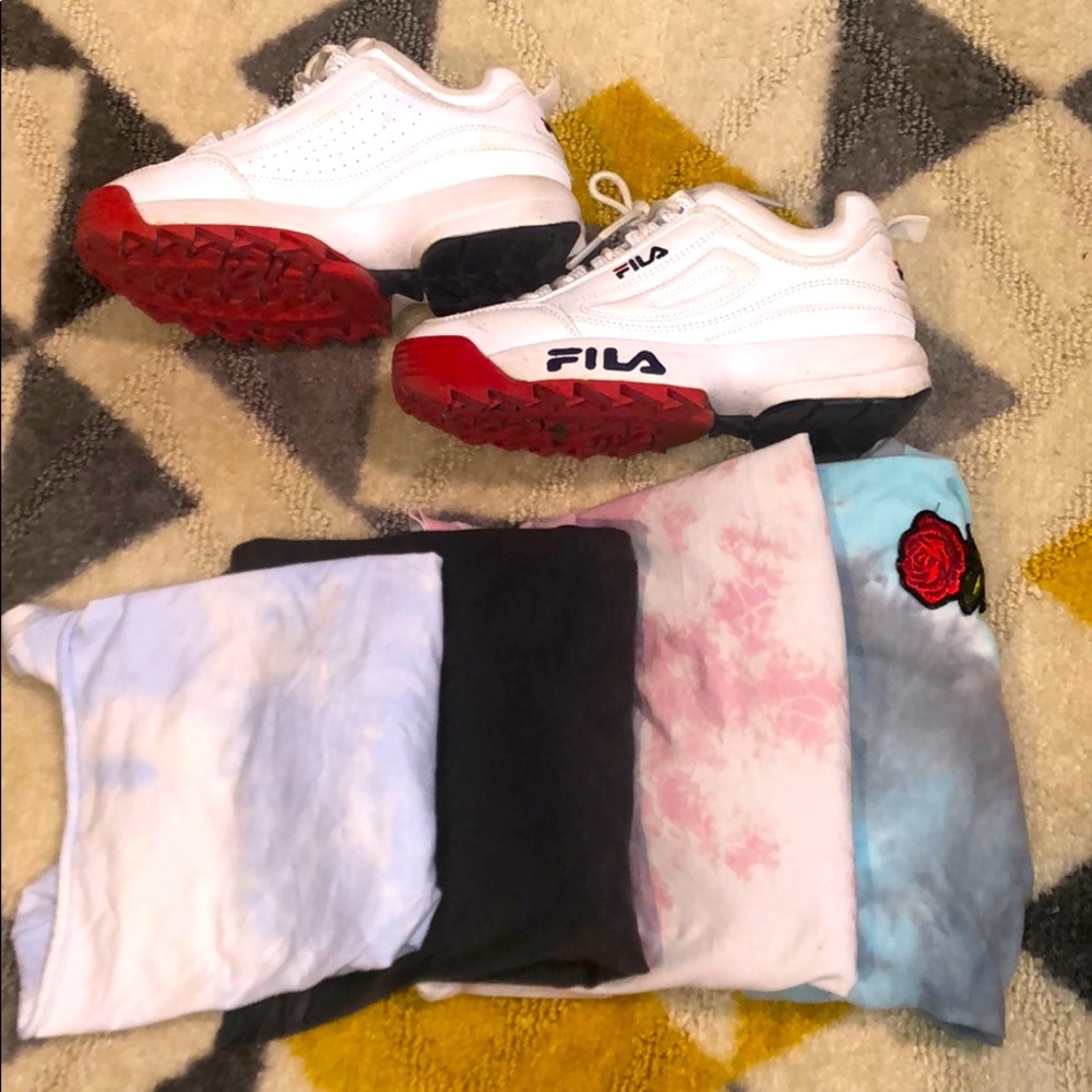 4 crop tops and Fila shoes bundle!